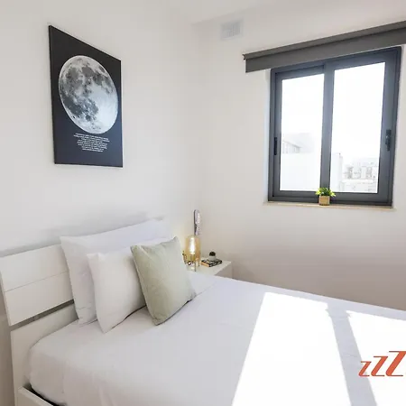 Charming Mosta Apartment *