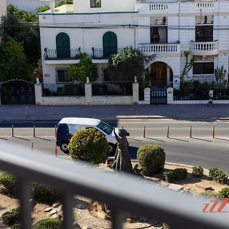 Charming Mosta Lägenhet Ta' Mlit